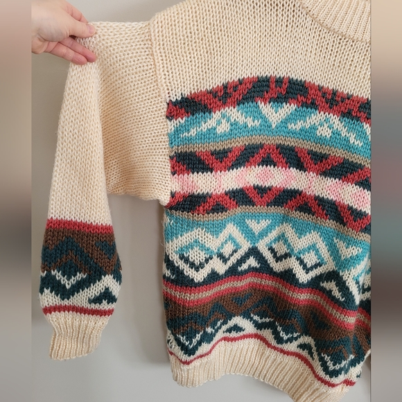 Vintage Hand Knit Sweater - Picture 5 of 5